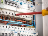 Servicios integrales: Soluciones eléctricas, fontanería y carpintería con Construcciones y Reformas Míguez S.L.